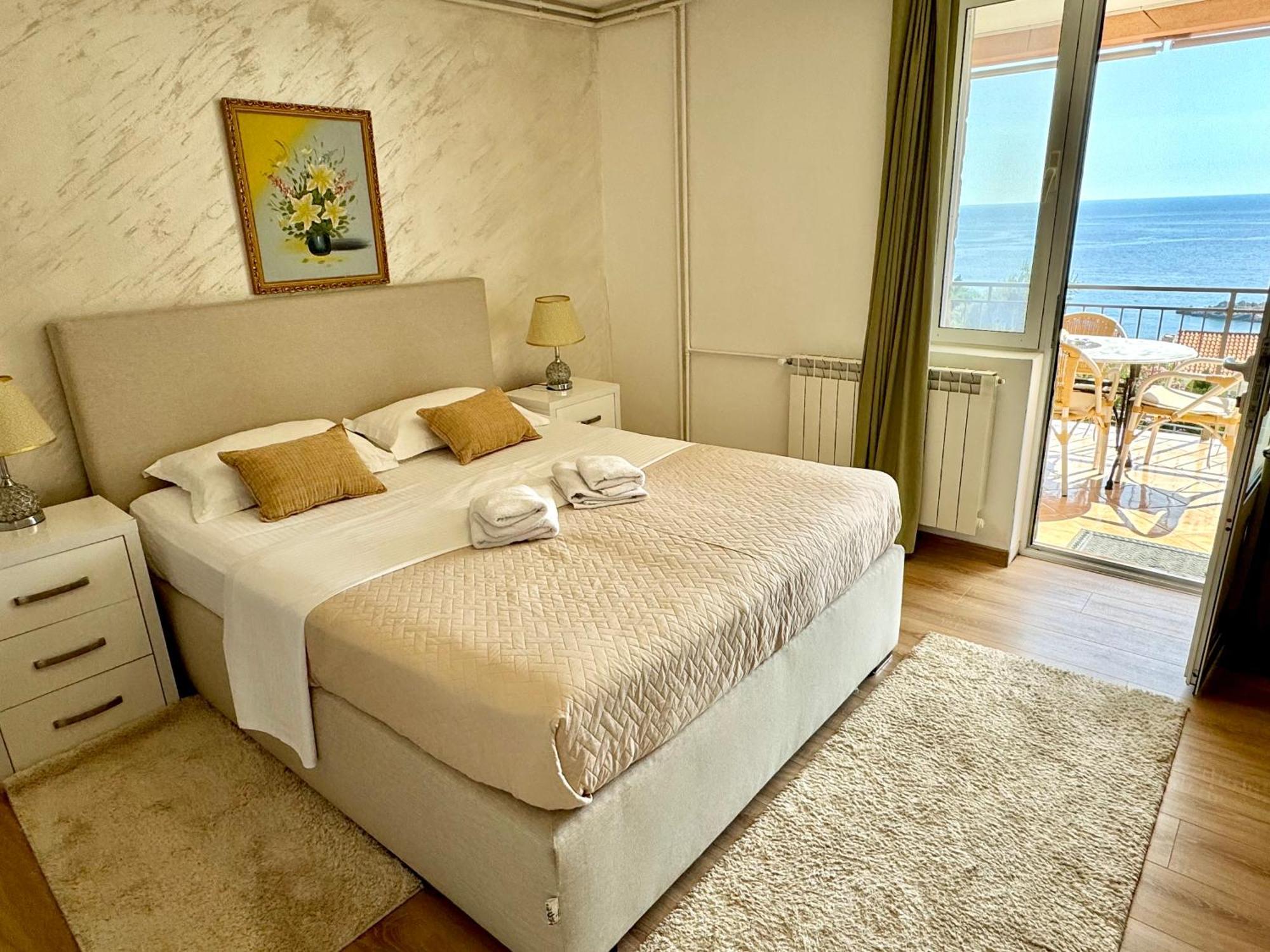 Apartments Kentera Lux Sveti Stefan Exterior foto