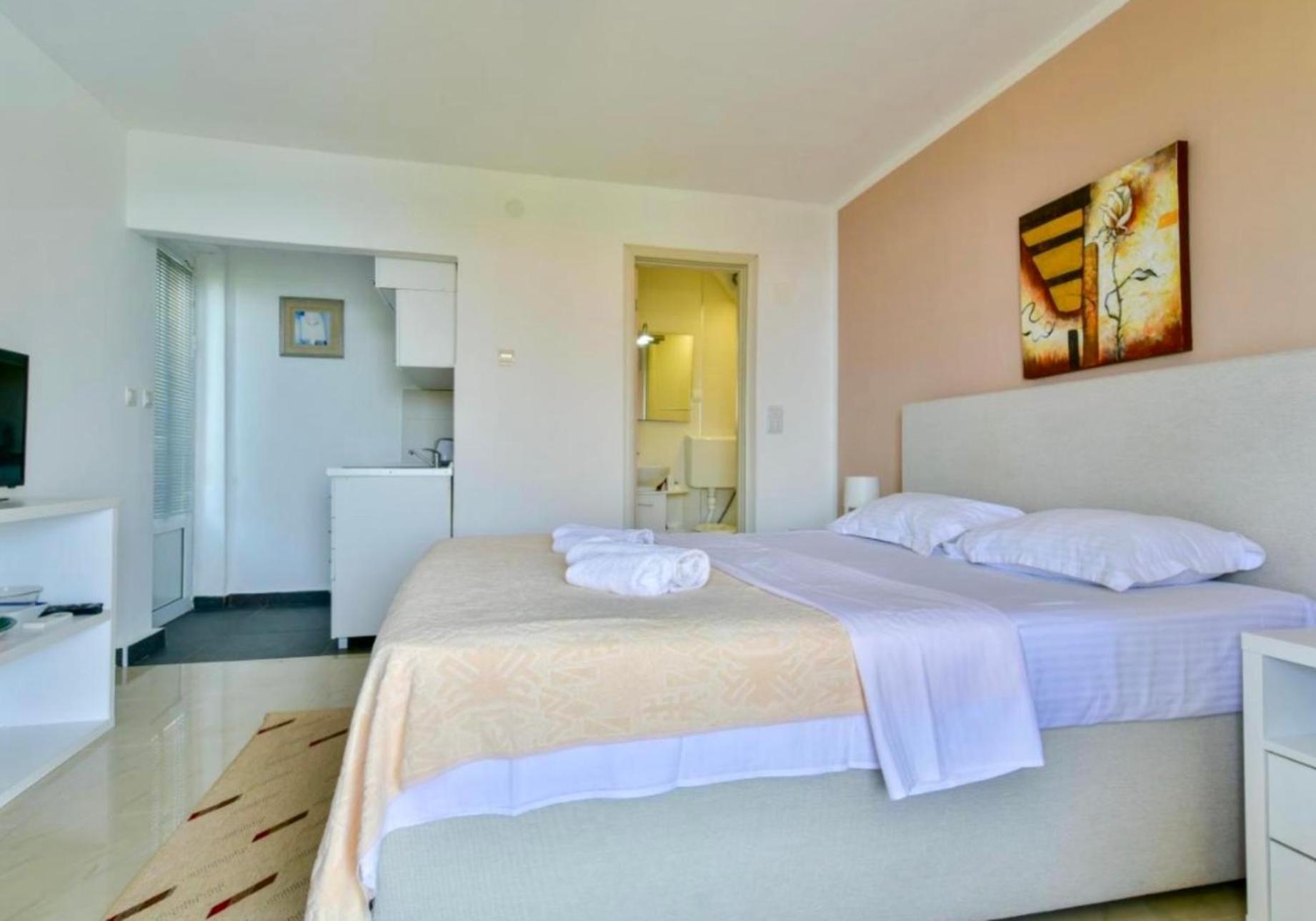 Apartments Kentera Lux Sveti Stefan Cameră foto